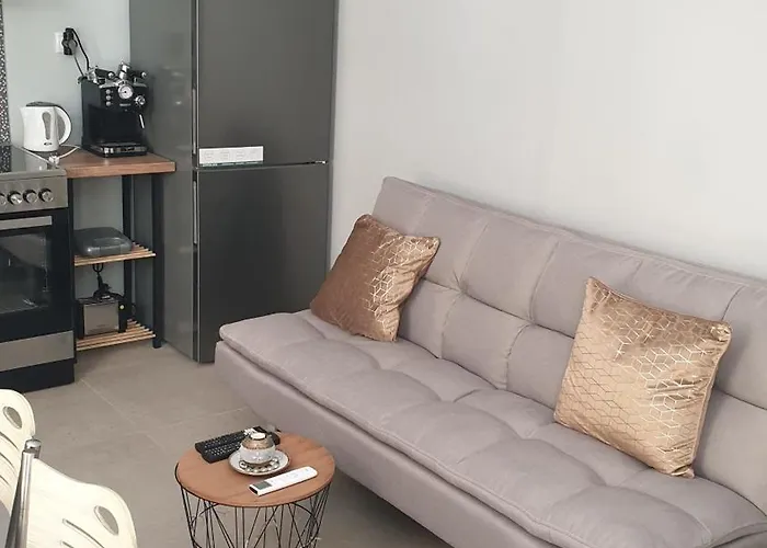 Errika * إرموبولّي