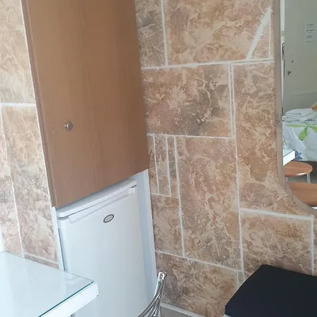 Errika Apartment *