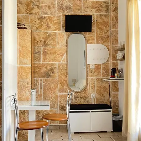 Errika Apartment
