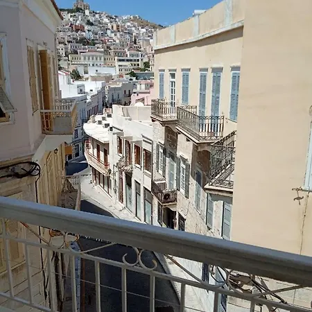 Errika * Ermoupoli