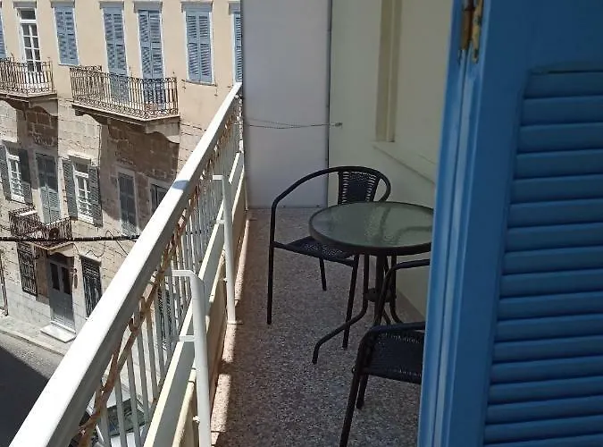 Daire Errika Ermoupoli